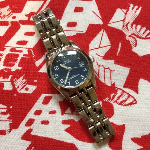 Y2K Vintage Jones New York Blue Face Wrist Watch - Picture 4 of 6